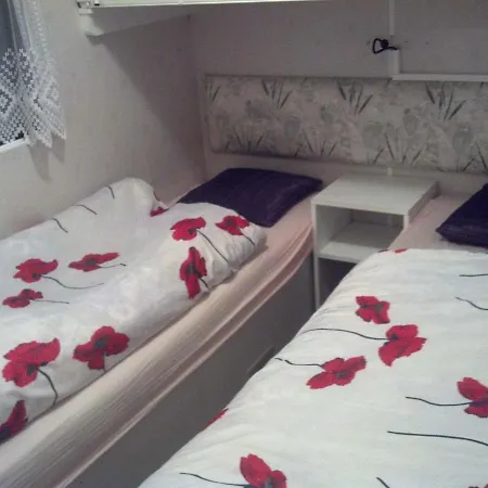 Mobilni Dum U Goldy Hotel Ceska Skalice Exterior photo